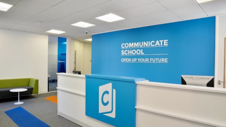 圖片: communicate_school_of_english_entrance