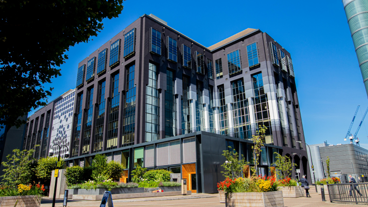圖片: ep-london-canary-wharf-campus-01