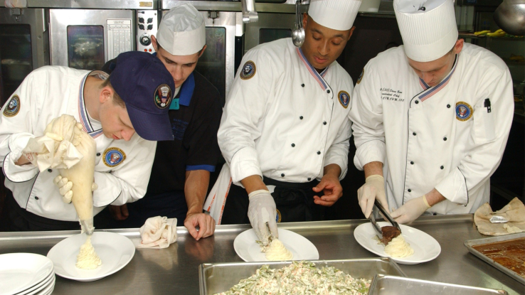 圖片: le_cordon_bleu_ottawa_students