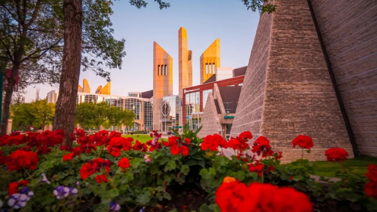 圖片: macewan_university_campus_wechat