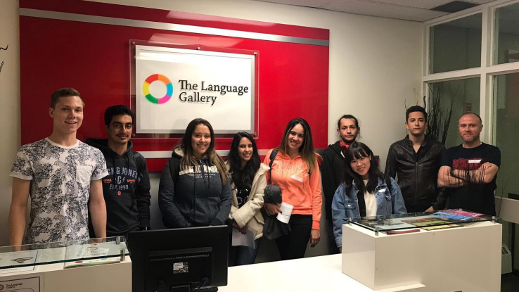 圖片: the_language_gallery_canada_students