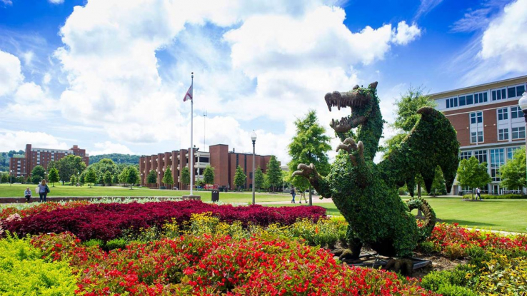 圖片: uab-campus-blaze.jpg