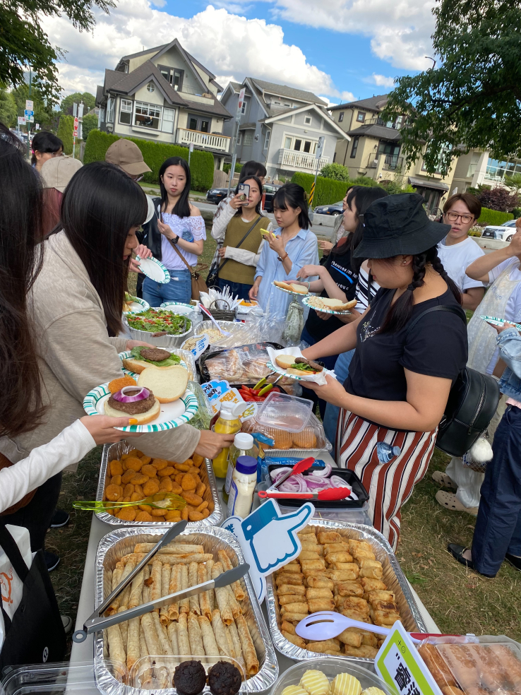 睿達留遊學夏日烤肉趴溫哥華
